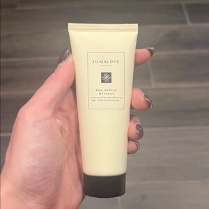 Jo Malone English Pear & Freesia Shower Gel - Cream and Black